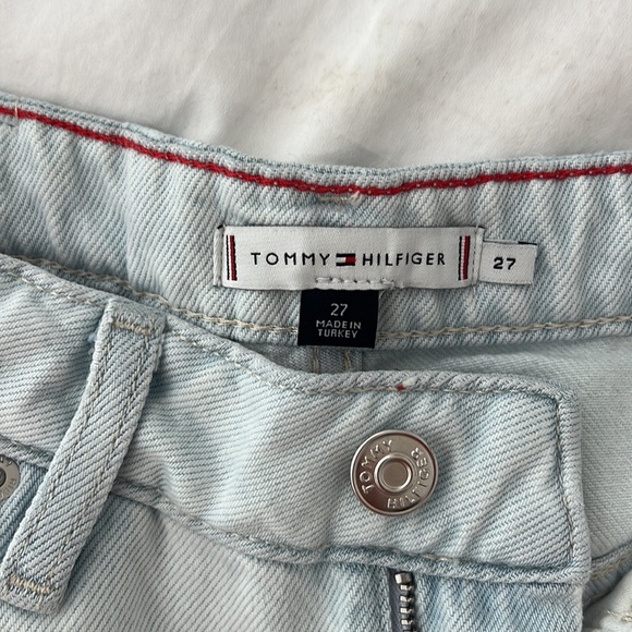 Tommy Hilfiger High Waist Light Wash Denim Short NWT - Picture 4 of 5